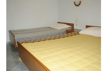 Family pension Kustići 3